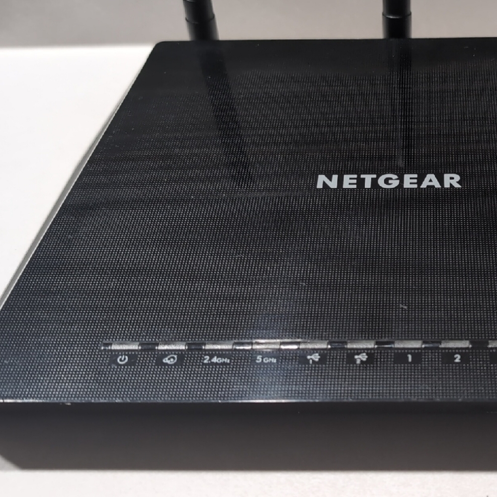 NETGEAR AC1750 DUALBAND Smart Wi-Fi Router - Picture 15 of 15
